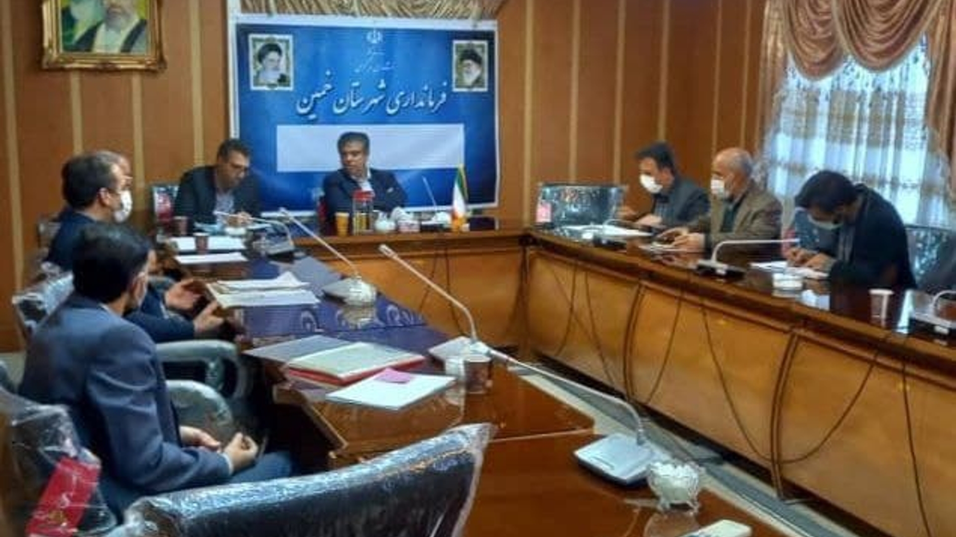 جلسه بررسی مشکلات سند مصلی امام خمینی (ره) در شهرستان خمین