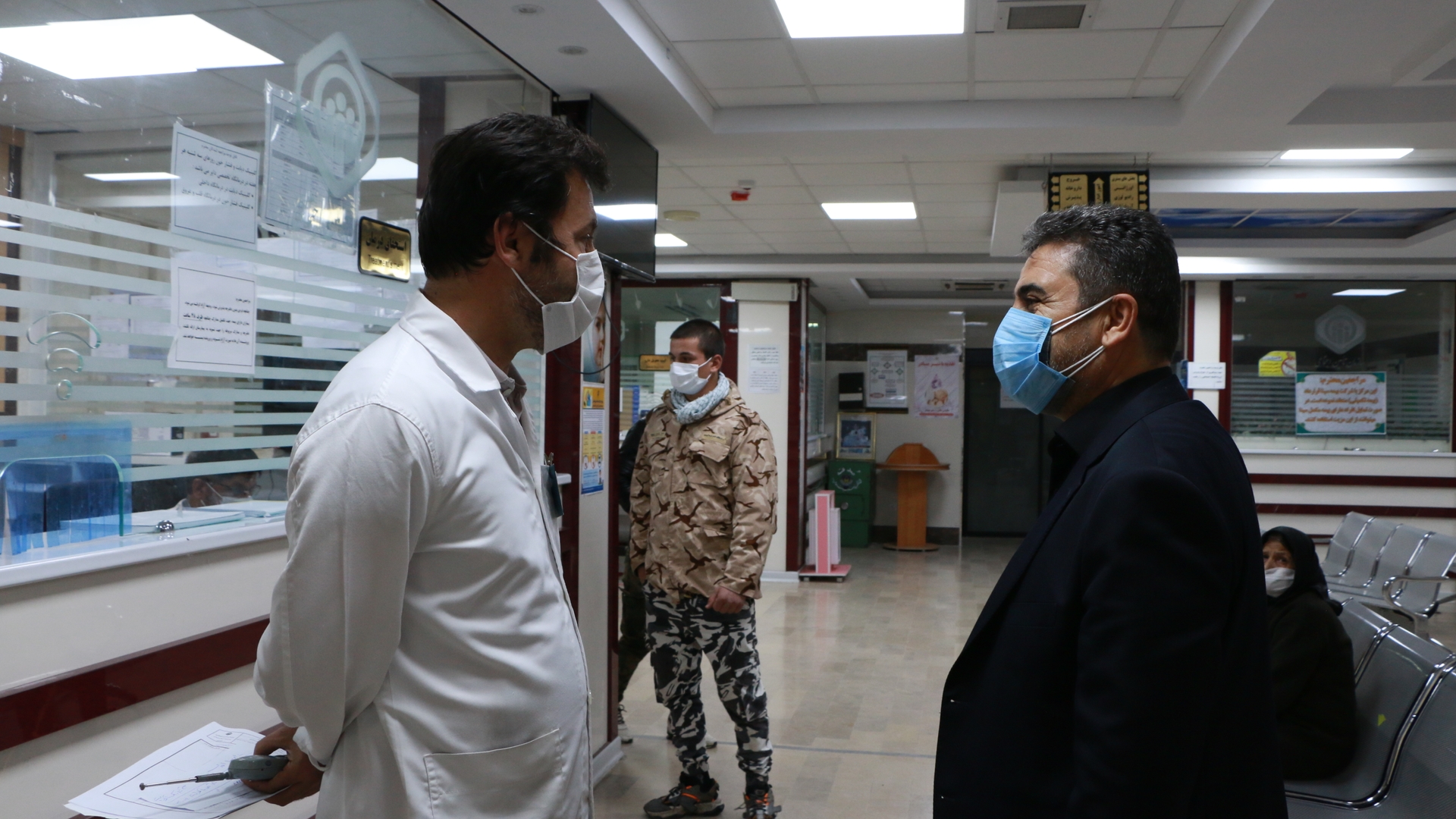 بازدید سرزده فرماندار شهرستان شازند از بیمارستان تامین اجتماعی شهرشازند