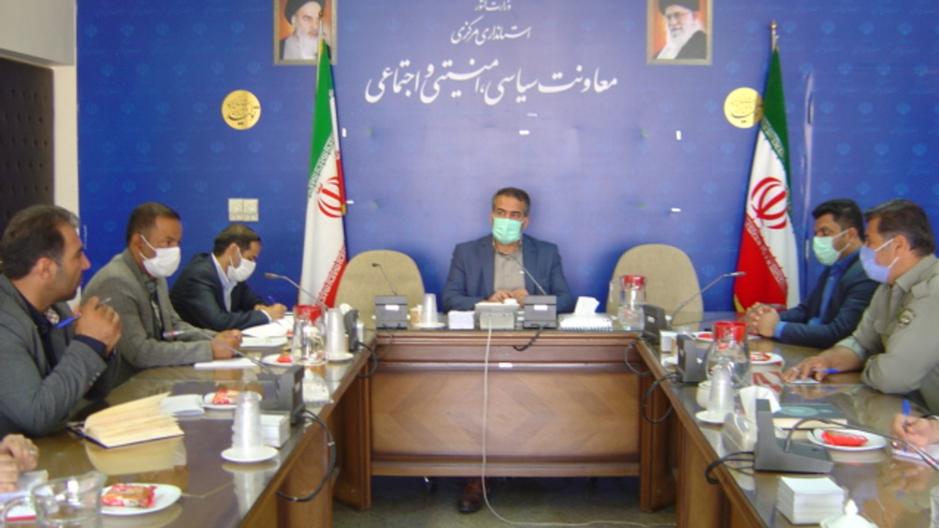 جلسه کمیسیون مقابله با سلاح و مهمات غیر مجاز استان راس ساعت 8-00 صبح روز سه شنبه مورخ 1401-3-17برگزار گردید.
