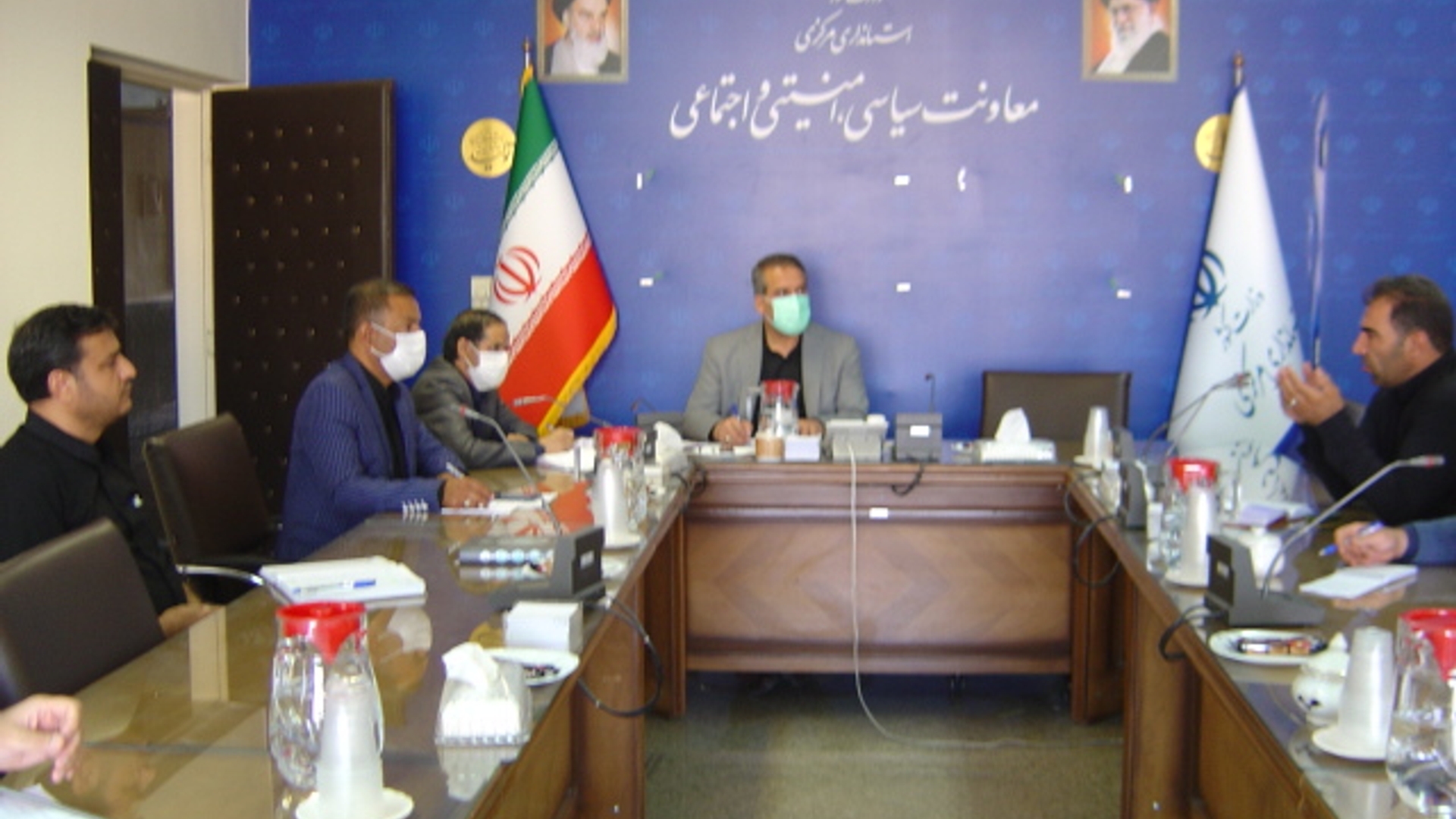 جلسه کمیسیون پیشگیری از کاربرد سلاح گرم در درگیریها، اختلافات و مراسمات استان در مورخ 1401-5-15 به ریاست آقای رحیمی تبار مدیر کل امنیتی و انتظامی برگزار گردید.