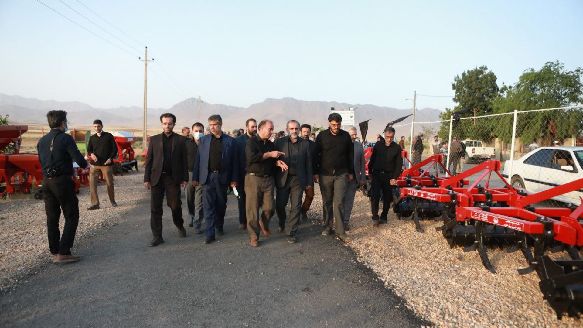 بازدید از دو شرکت ظریف صنعت و نوین صنعت در روستای چقا سیف الدین شهرستان خمین