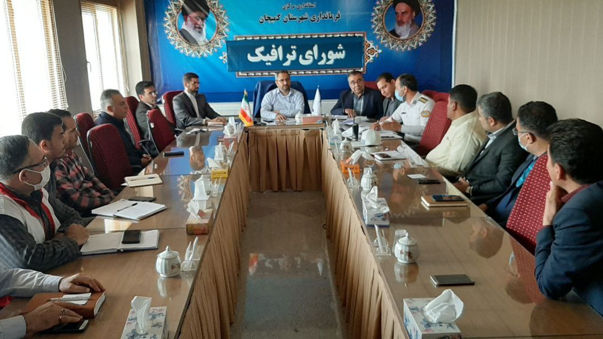 جلسه شورای ترافیک شهرستان برگزار گردید.....