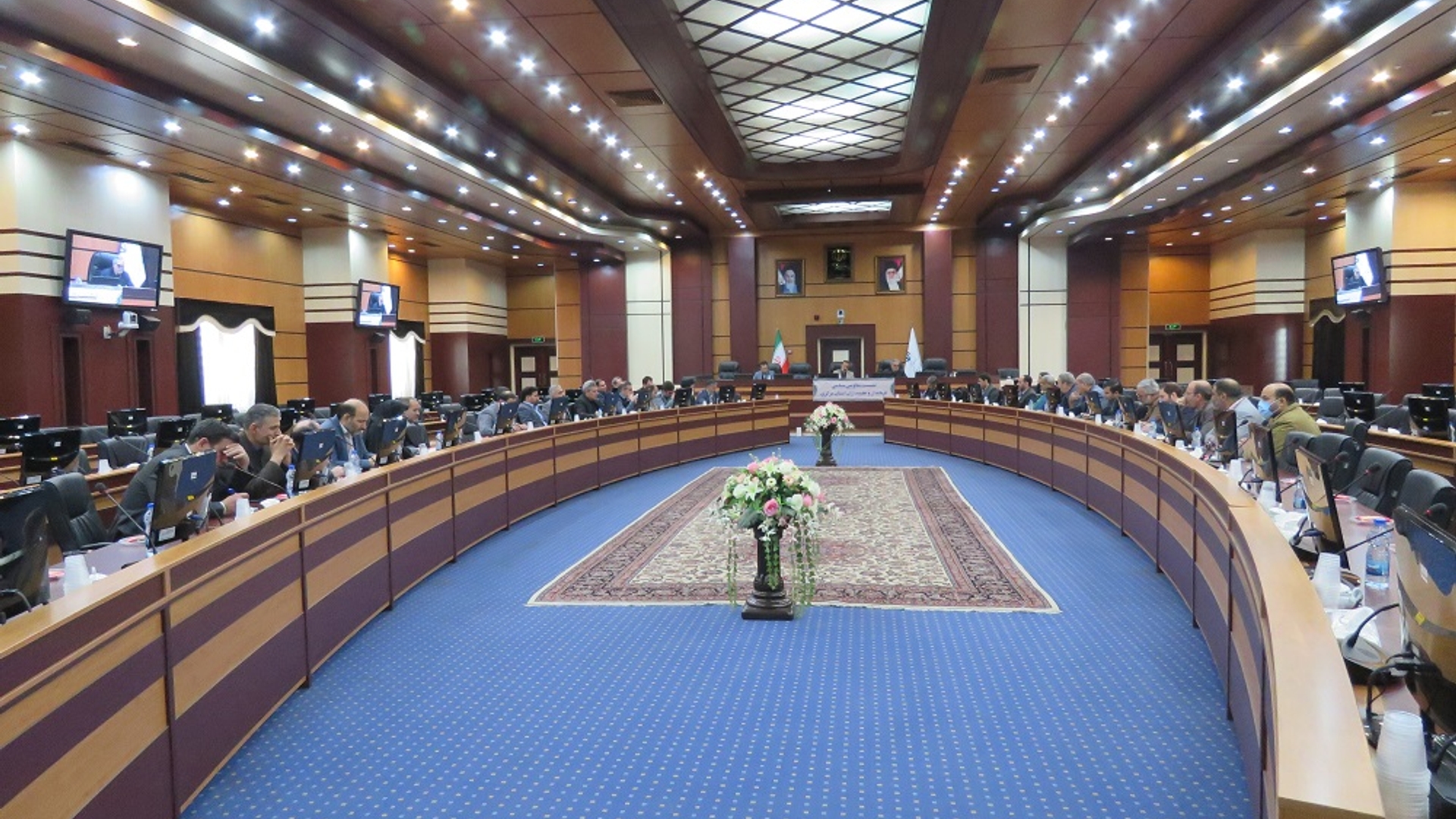 برگزاری نشست مشترک معاونین سیاسی فرمانداری ها و بخشداران استان مورخ 08-10-1401