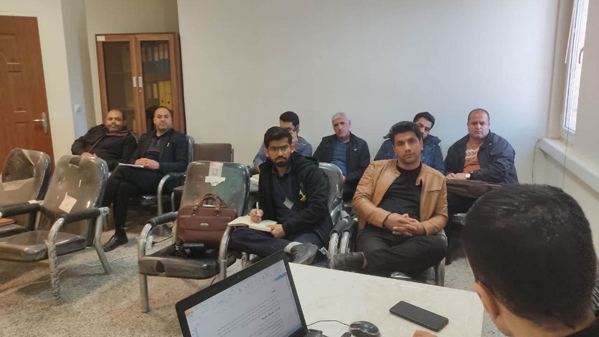 برگزاری هفتاد و نهمین کارگاه آموزشی ویژه دهیاران بخش ساروق شهرستان اراک