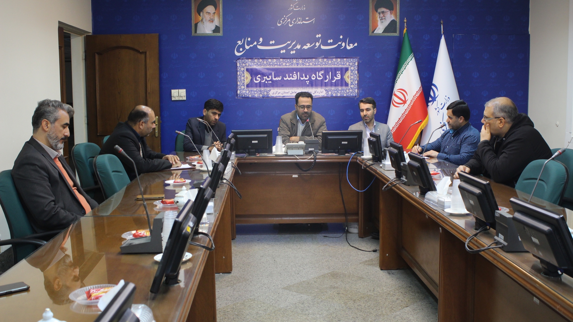 برگزاری جلسه  قرارگاه پدافند سایبری استان
