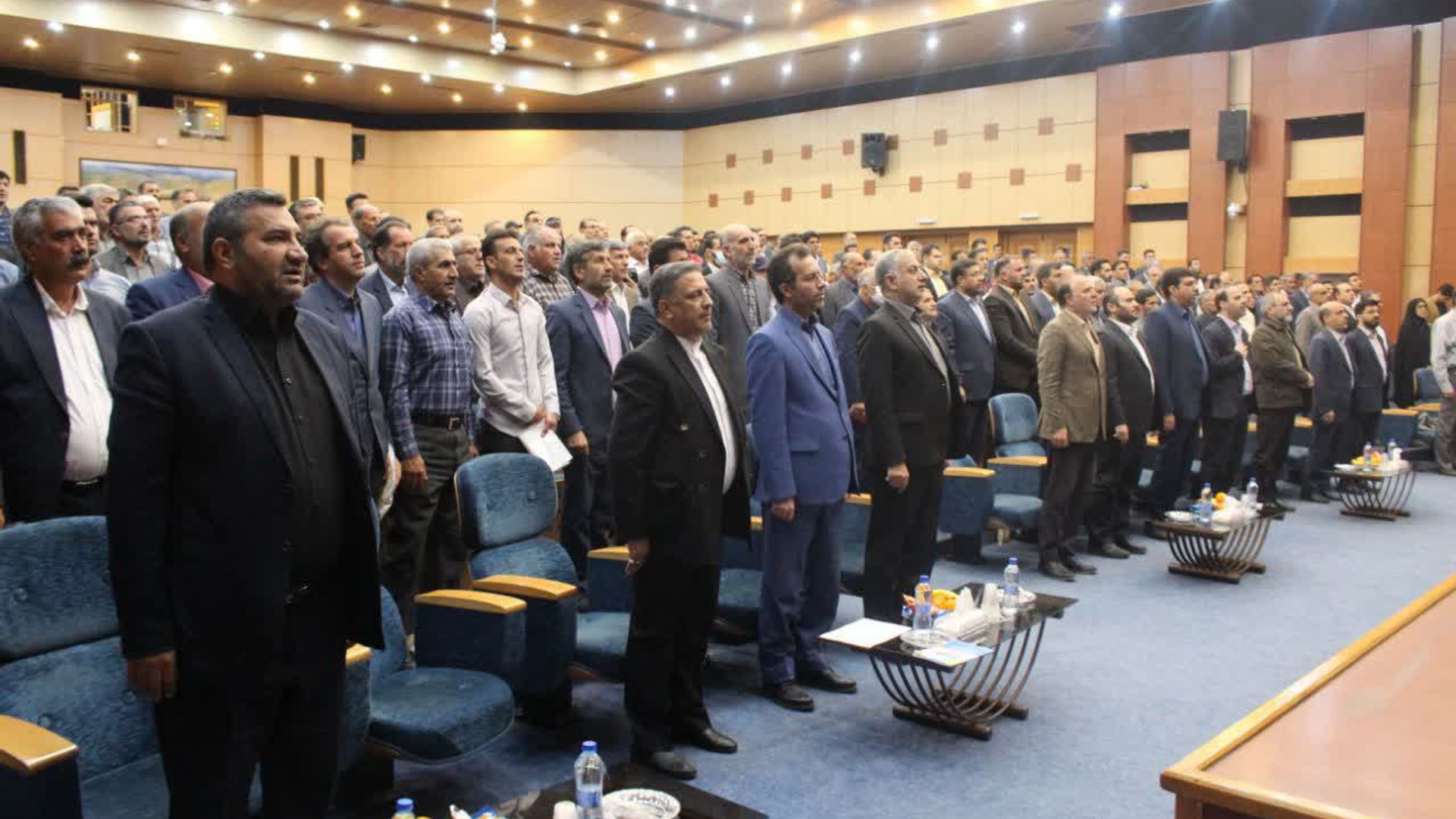 برگزاری همایش گرامیداشت هفته ی شوراهای اسلامی در شهرستان اراک