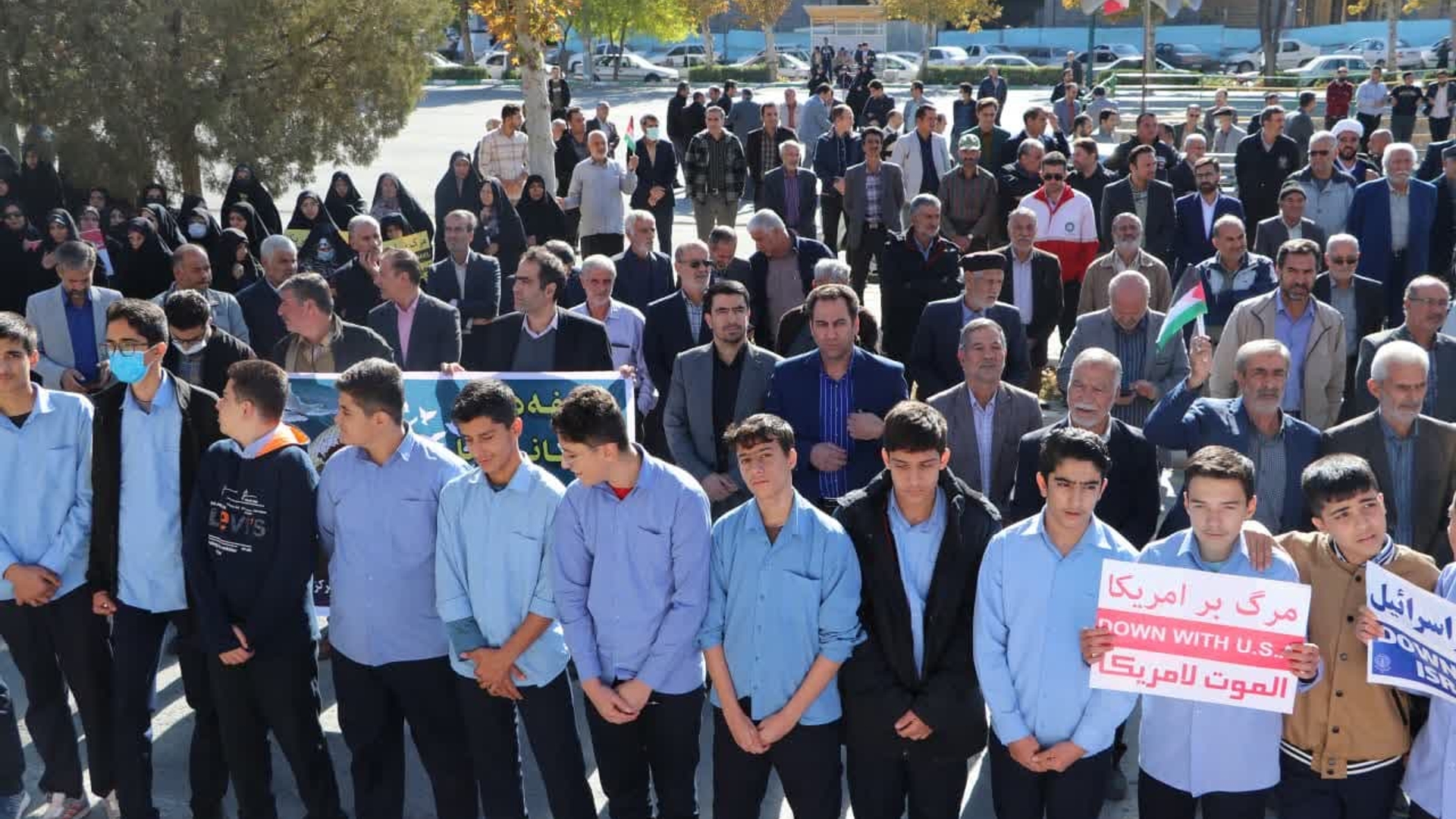 تجمع مردمی محکومیت جنایات و نسل کشی رژیم صهیونیستی در غزه در شهرستان خمین برگزار شد