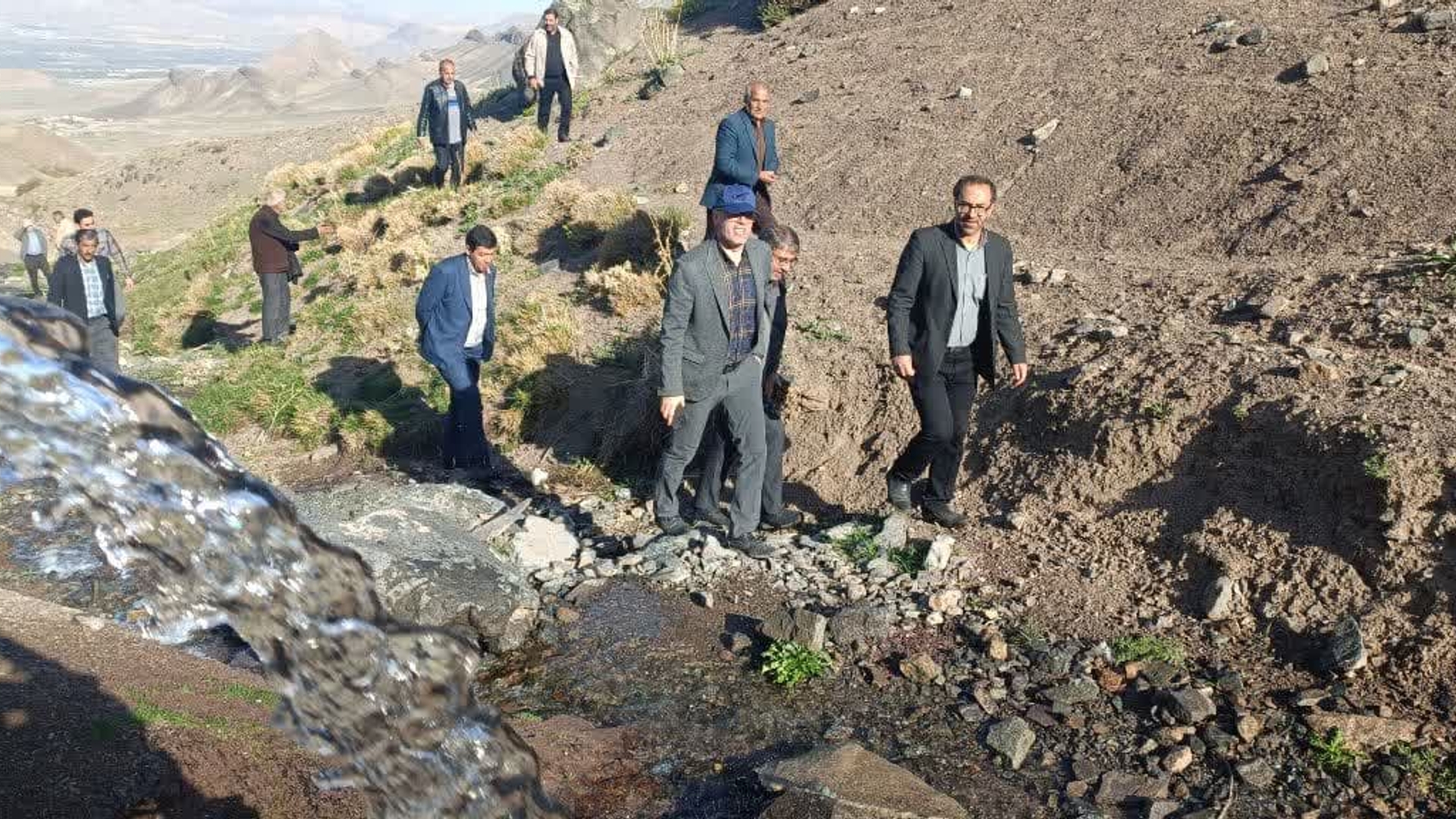 بازدید مسئولین شهرستان از قنوات و پروژه های آبخیزداری روستای کهک