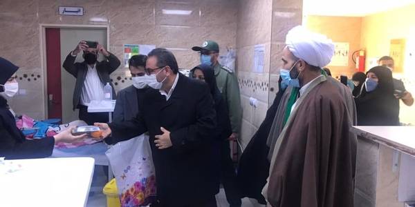 حضور فرماندار شهرستان خنداب به مناسبت روز پرستار در بیمارستان مهر شهر خنداب