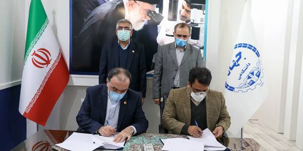 تفاهم نامه راه اندازی شعبه پژوهشکده سرطان جهاددانشگاهی در استان مرکزی منعقد شد