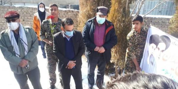 غبار روبی گلزار شهدا بخش مرکزی شهرستان اراک