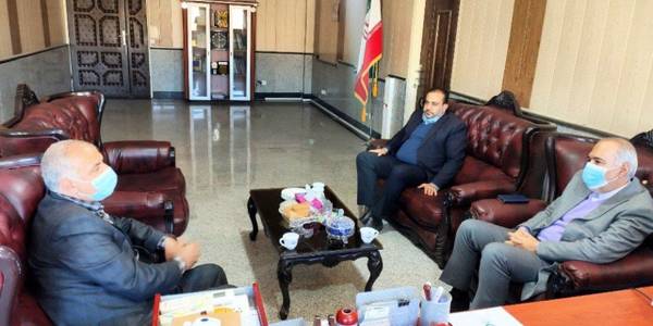 با جناب آقای امامی مدیر کل صندوق کار آفرینی امید استان مرکزی