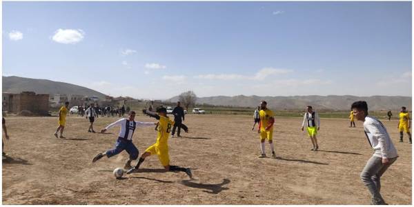 مسابقات فوتبال جام  نوروزی سال 1401  روستایی شهرستان اراک در حال برگزاری است