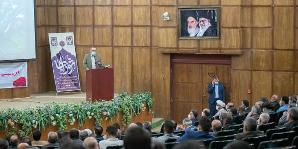 شوراهای اسلامی نباید درگیر بوروکراسی اداری شوند