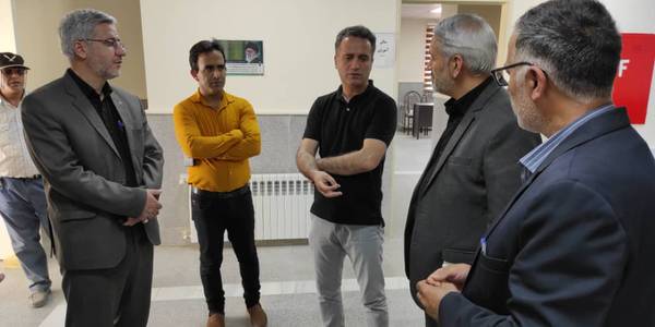 فرماندار و نماینده مردم خمین از موسسه خیریه سخا بازدید نمودند
