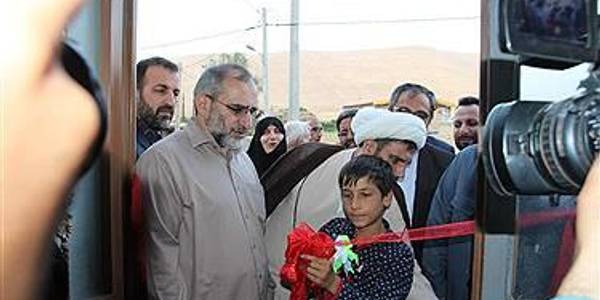 افتتاح اولین پیشخوان خدمات کتابخانه ای در استان مرکزی