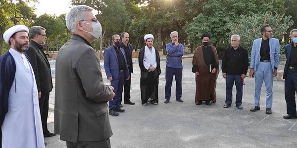 اعضای ستاد احیای امر به معروف و نهی از منکر شهرستان از پارک بانوان خمین بازدید کردند