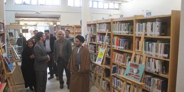 فرماندار ، امام جمعه و رئیس دادگستری شهرستان از اداره کتابخانه های خمین بازدید کردند