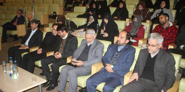 نشست علمی زن در اندیشه امام خمینی (ره) در شهرستان خمین برگزار شد