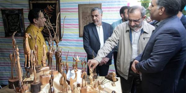 جشنواره طلایه‌داران شکوه ایران زمین افتتاح شد.