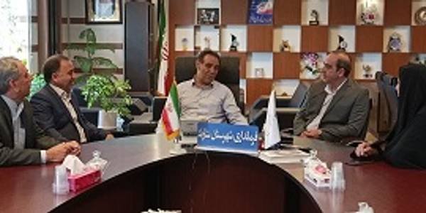 دیدار و نشست سرپرست فرمانداری شهرستان شازند با مدیرکل بهزیستی استان مرکزی