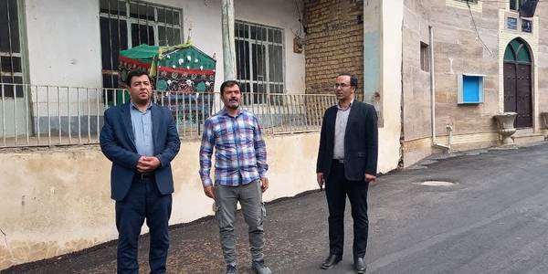 اتابکی فرماندار شهرستان به اتفاق درودیان بخشدار مرکزی از روستای #خرازان بازدید به عمل آوردند.