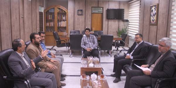 نشست هم اندیشی راه اندازی مدارس قرآنی در شهرستان خمین برگزار شد