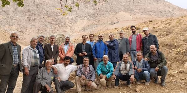 بازدید اتابکی سرپرست فرمانداری شهرستان از روند اجرای طرح کاوش غار علی خورنده