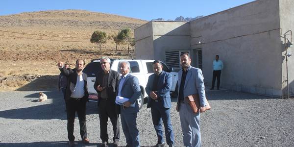 فرماندار از کارخانه سرب و روی لکان شهرستان خمین بازدید کرد
