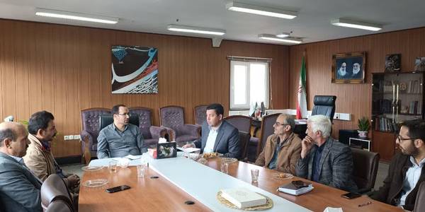 نشست دکتر اتابکی فرماندار با اعضای شورای اسلامی بخش