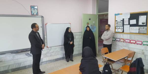 بازدید دکتر اتابکی فرماندار شهرستان از مدرسه استثنایی بلال حبشی تفرش
