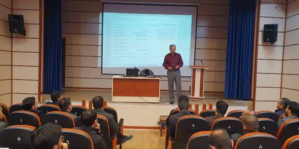 برگزاری کارگاه آموزشی با عنوان "ارزیابی کیفیت آسفالت" ویژه ناظران فنی دهیاری های استان