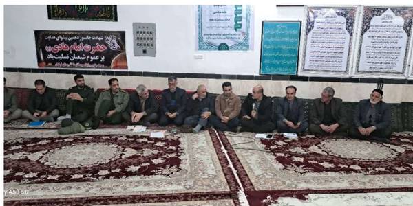 نشست بررسی مسائل و مشکلات روستای فرفهان شهرستان خمین برگزار شد
