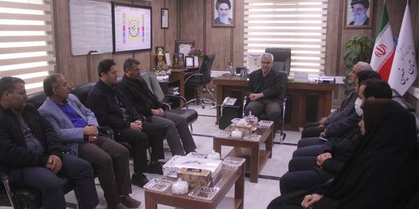 رئیس و کارکنان کمیته امداد امام خمینی (ره) شهرستان با فرماندار خمین دیدار کردند