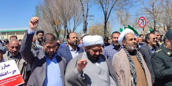 راهپیمایی روز قدس با حضور آقازیارتی فرماندار فراهان