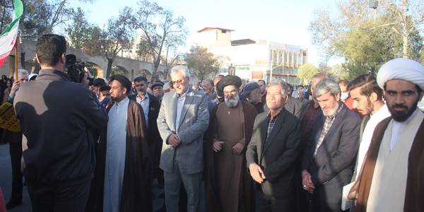 تجمع مردم خمین در حمایت از حمله موشکی و پهبادی سپاه به اسرائیل غاصب برگزار شد